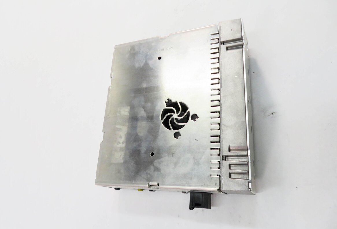 Thumbnail 4: 2008 MERCEDES BENZ CLS550 (W219) RADIO STEREO HARMAN BECKER AUDIO AMP AMPLIFIER