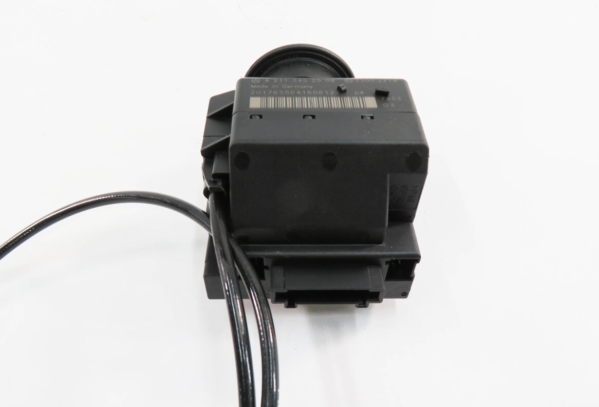 Thumbnail 6: 03-09 MERCEDES E300 E320 E500 CLS55 CLS63 CLS500 CLS550 KEYLESS IGNITION MODULE