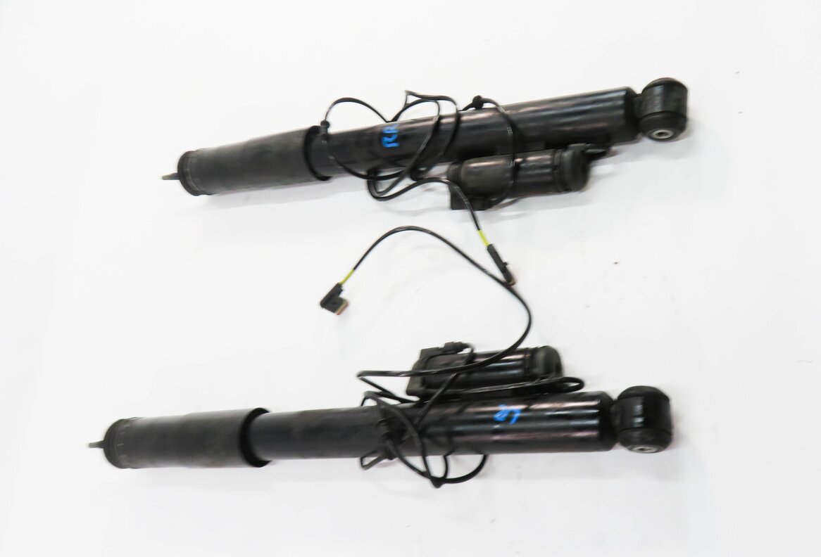 Thumbnail 3: 2008 MERCEDES CLS550 (W219) REAR VDC DAMPING SUSPENSION SHOCK STRUT SET-2