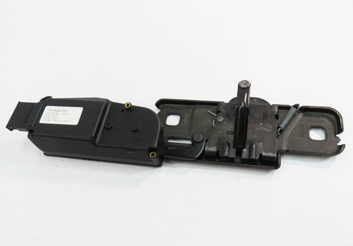 Thumbnail 2: 2014 AUDI Q5 (B8 8R) REAR TRUNK LOCK LATCH ACTUATOR MOTOR STRIKER PLATE