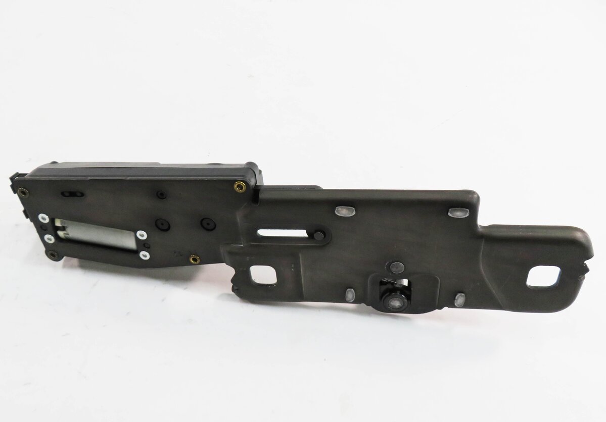 Thumbnail 7: 2014 AUDI Q5 (B8 8R) REAR TRUNK LOCK LATCH ACTUATOR MOTOR STRIKER PLATE
