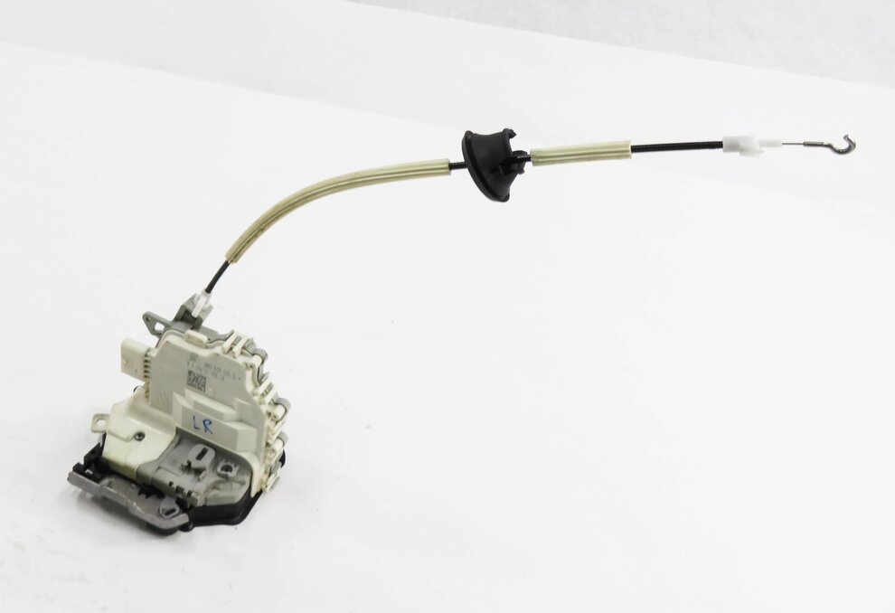 2010-2020 VW / PORSCHE - A3 A4 A8 S3 S4 Q5 MACAN PANAMERA - LEFT REAR DOOR LATCH