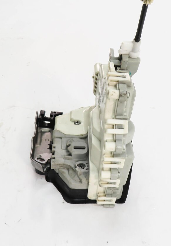 Thumbnail 3: 2010-2020 VW / PORSCHE - A3 A4 A8 S3 S4 Q5 MACAN PANAMERA - LEFT REAR DOOR LATCH