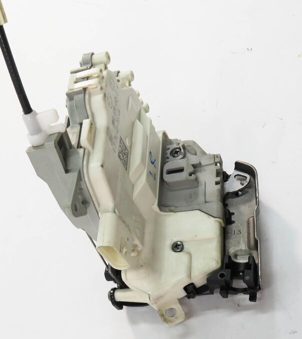 Thumbnail 4: 2010-2020 VW / PORSCHE - A3 A4 A8 S3 S4 Q5 MACAN PANAMERA - LEFT REAR DOOR LATCH