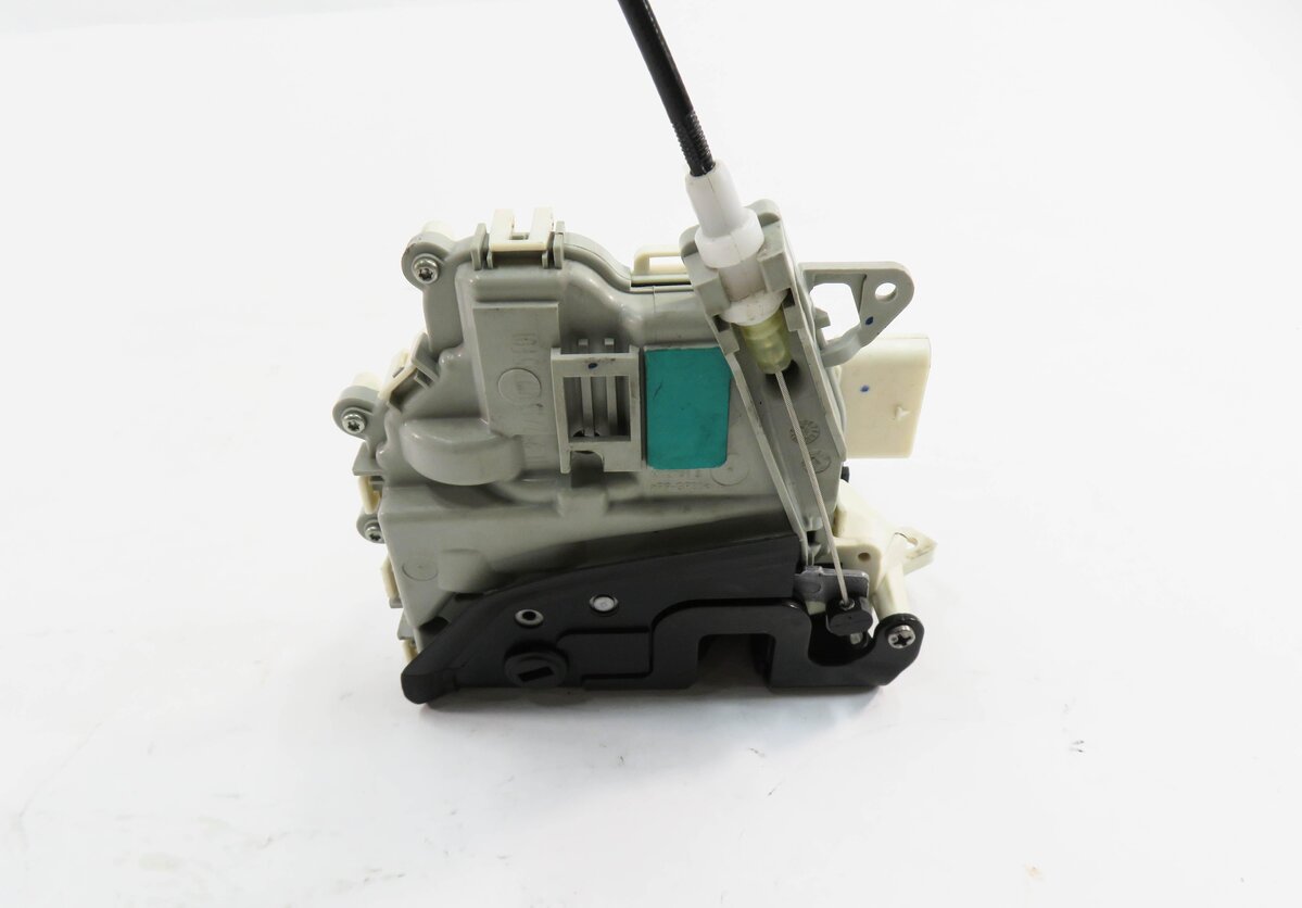 Thumbnail 5: 2010-2020 VW / PORSCHE - A3 A4 A8 S3 S4 Q5 MACAN PANAMERA - LEFT REAR DOOR LATCH