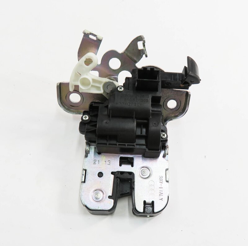 Thumbnail 2: 2014 AUDI Q5 (B8 8R) REAR TRUNK LOCK LATCH ACTUATOR
