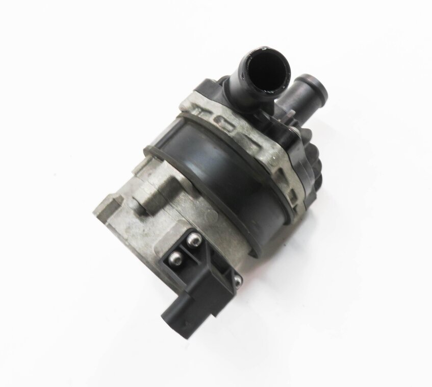 Thumbnail 1: 2014 AUDI Q5 (B8 8R) 3.0L CTUC SUPERCHARGED ENGINE - AUXILIARY WATER PUMP