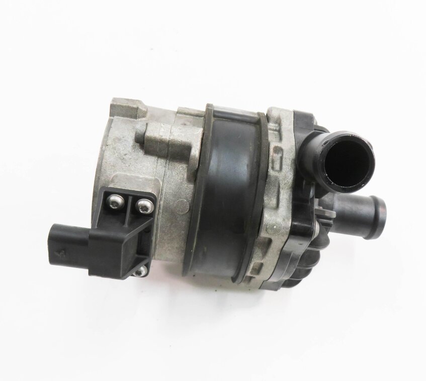 Thumbnail 2: 2014 AUDI Q5 (B8 8R) 3.0L CTUC SUPERCHARGED ENGINE - AUXILIARY WATER PUMP