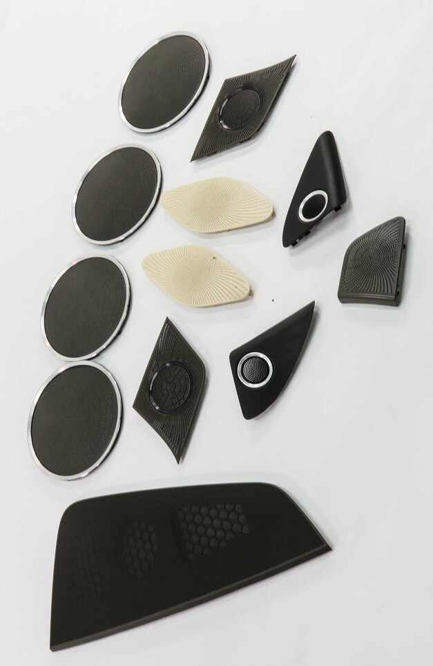 Thumbnail 4: 2014 AUDI Q5 (B8 8R) BANG & OLUFSEN AUDIO SPEAKER GRILLE TRIM COVER SET