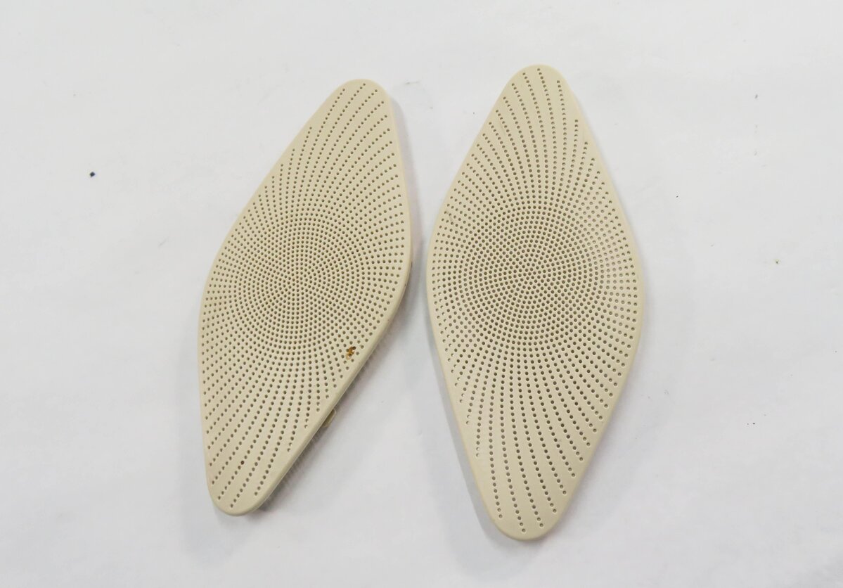 Thumbnail 8: 2014 AUDI Q5 (B8 8R) BANG & OLUFSEN AUDIO SPEAKER GRILLE TRIM COVER SET