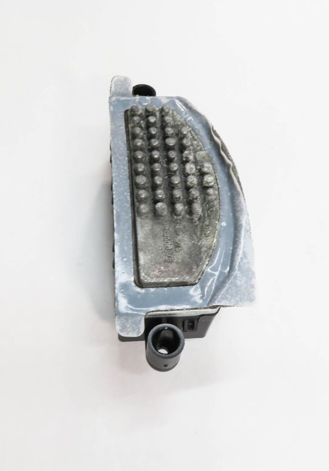Thumbnail 4: 2014 AUDI Q5 (B8 8R) FRONT HEATER A/C BLOWER FAN MOTOR SPEED RESISTOR