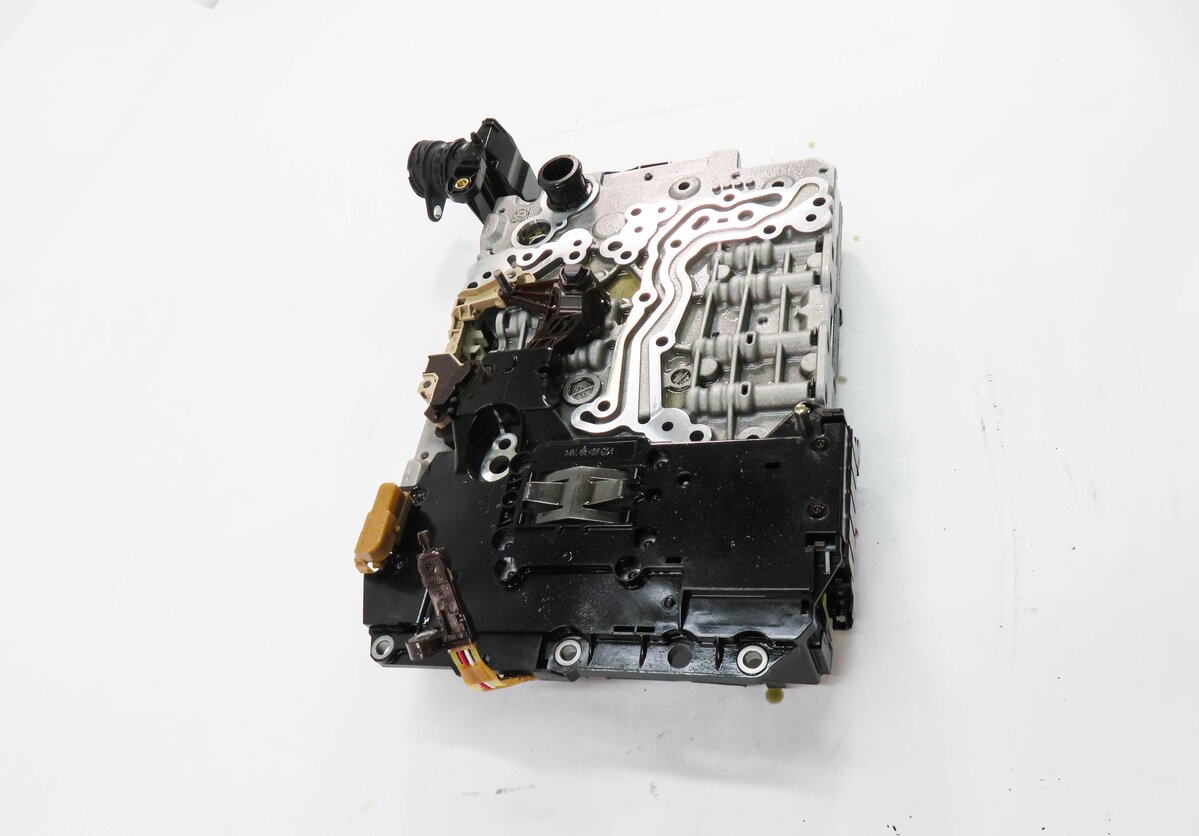 Thumbnail 4: 2013-2017 AUDI Q5 (B8 8R) AWD - A/T AUTOMATIC TRANSMISSION VALVE BODY