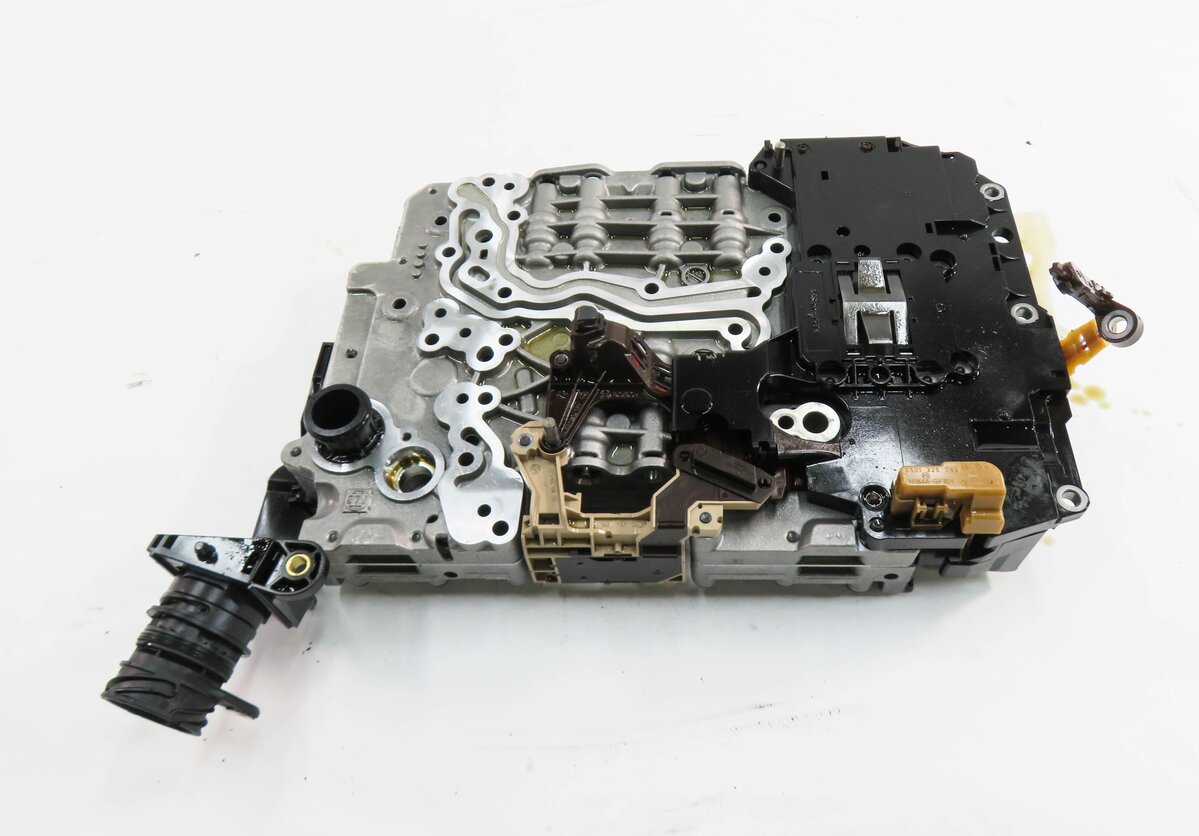 Thumbnail 5: 2013-2017 AUDI Q5 (B8 8R) AWD - A/T AUTOMATIC TRANSMISSION VALVE BODY