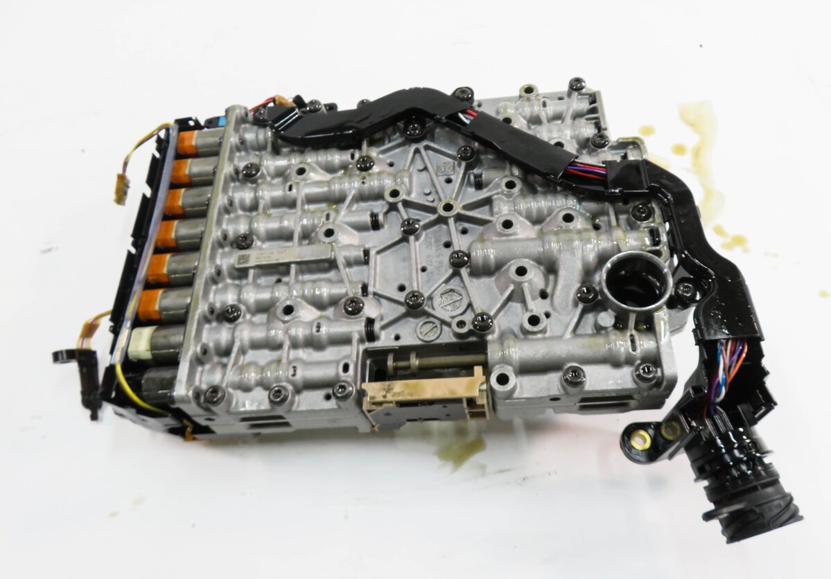 Thumbnail 7: 2013-2017 AUDI Q5 (B8 8R) AWD - A/T AUTOMATIC TRANSMISSION VALVE BODY