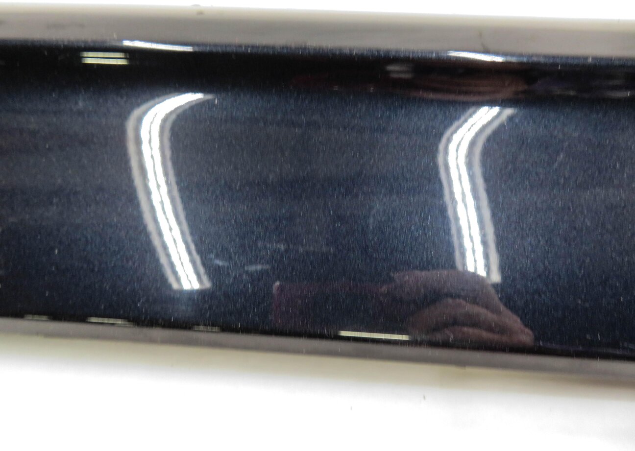 Thumbnail 8: 2014 AUDI Q5 (B8 8R) LEFT FRONT DRIVER DOOR LOWER MOULDING RUNNER TRIM (BLUE)