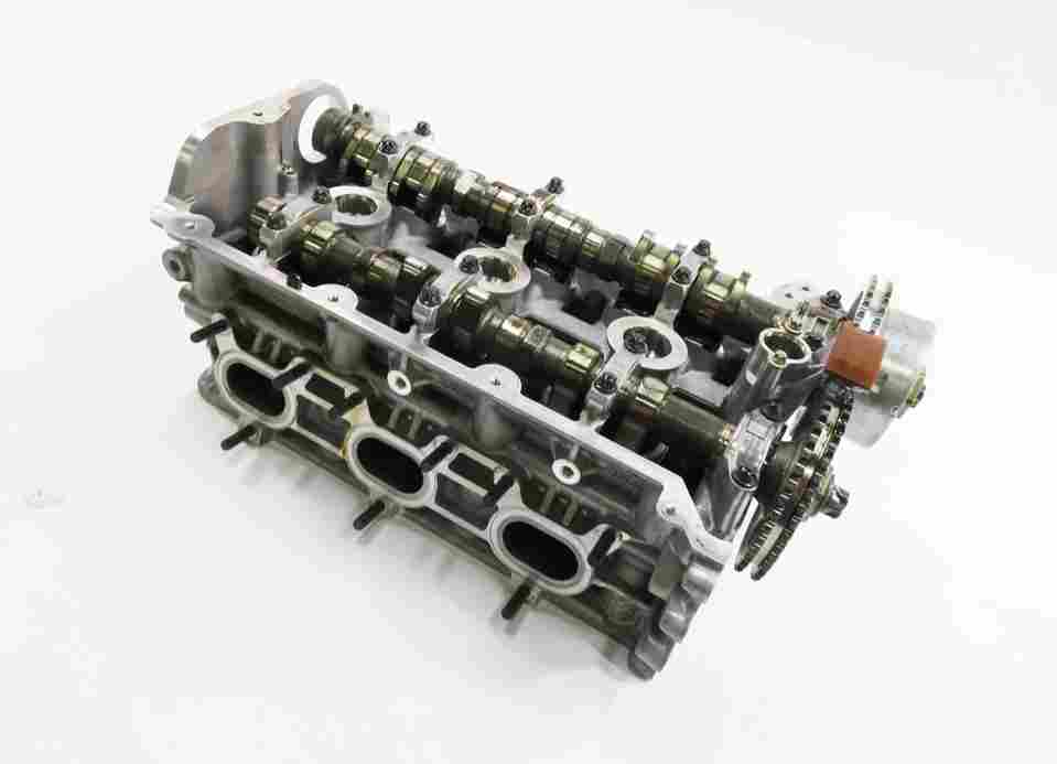 Thumbnail 1: 2011-2016 PORSCHE PANAMERA (970 G1) 3.6L M46 ENGINE - RIGHT CYLINDER HEAD