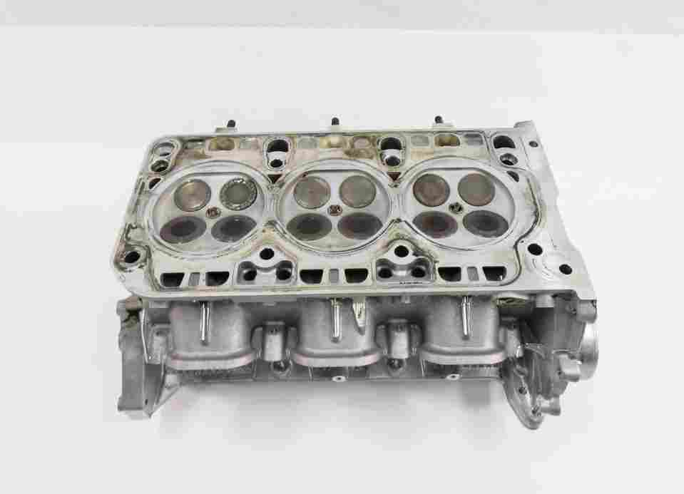Thumbnail 6: 2011-2016 PORSCHE PANAMERA (970 G1) 3.6L M46 ENGINE - RIGHT CYLINDER HEAD