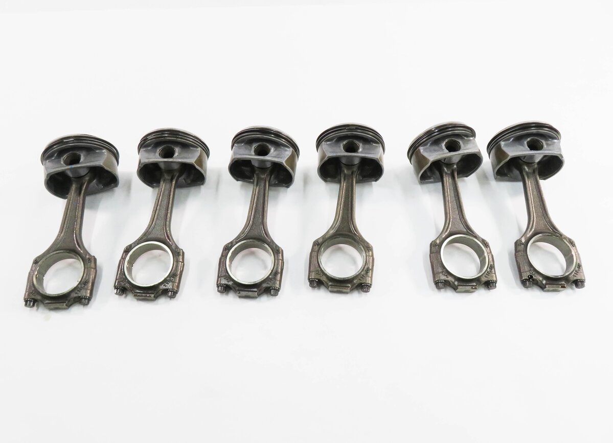 Thumbnail 5: 08-12 PORSCHE CAYENNE PANAMERA (958 970) 3.6L M46 / 4.8L M48 ENGINE PISTON SET