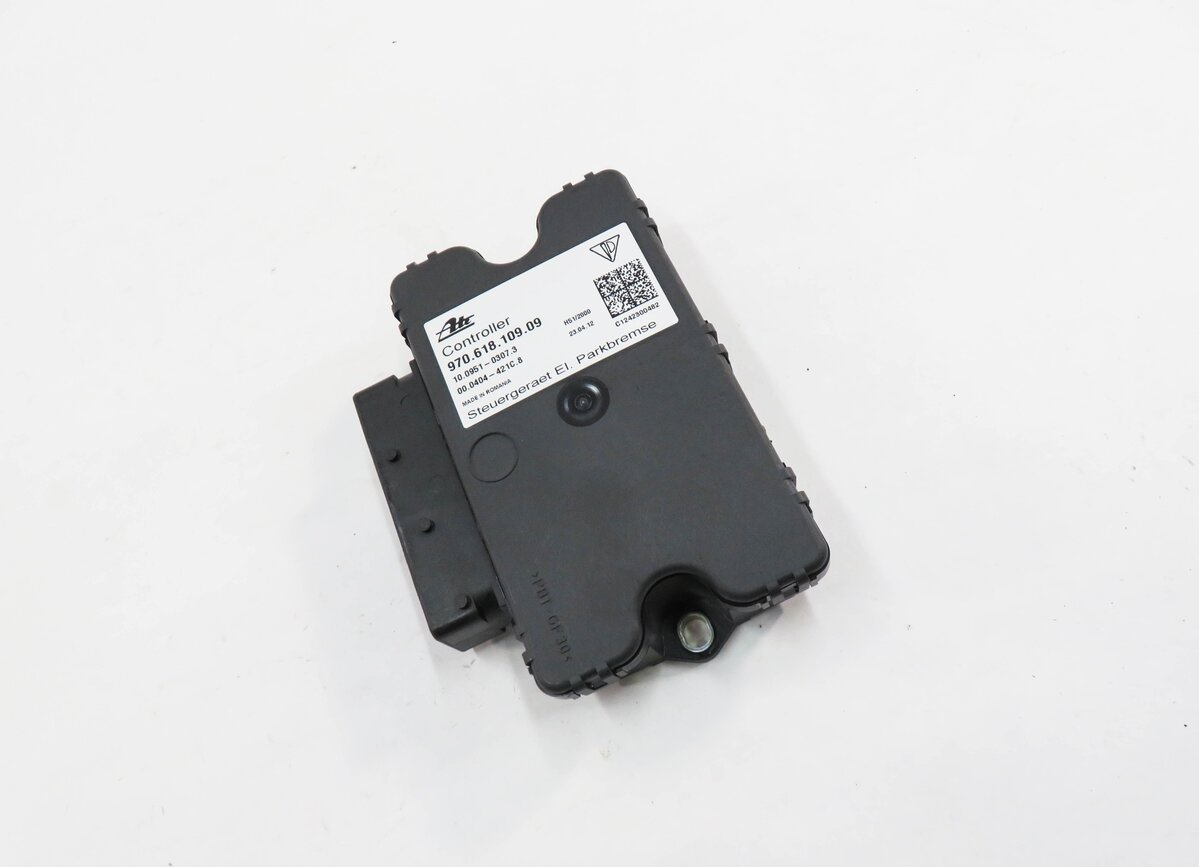 2012 PORSCHE PANAMERA (970 G1) PARKING BRAKE CONTROL MODULE
