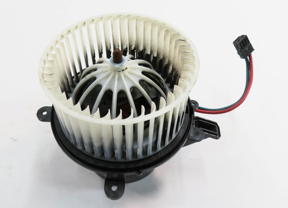 Thumbnail 2: 2010-2016 PORSCHE PANAMERA (970 G1) FRONT HEATER A/C BLOWER FAN MOTOR