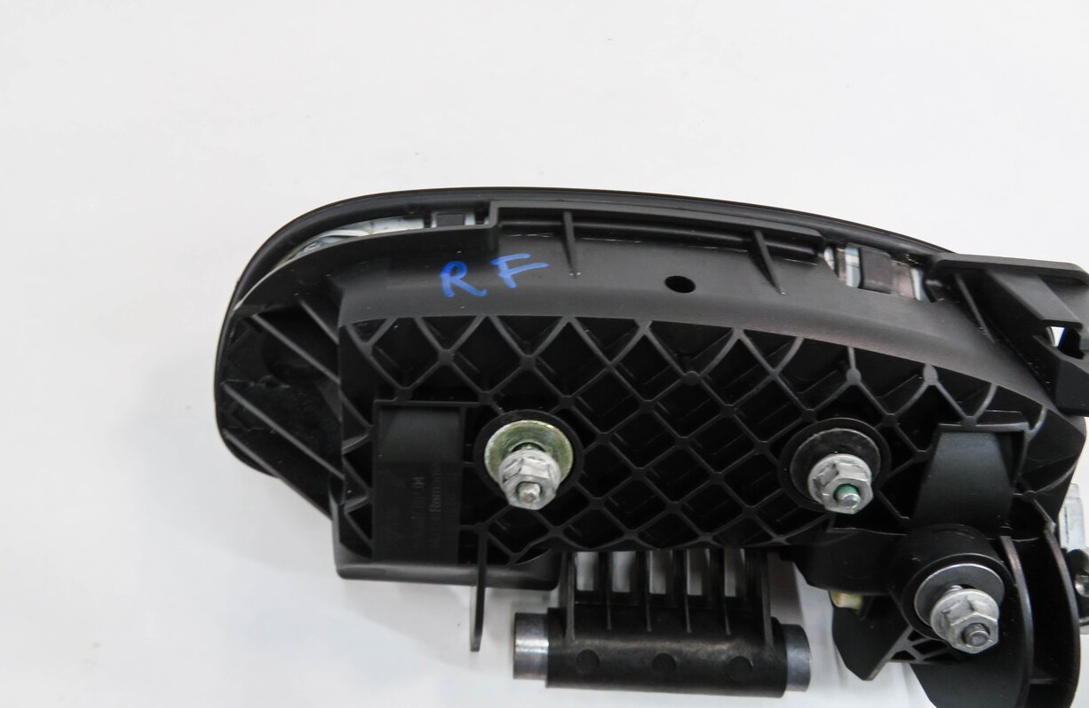 Thumbnail 7: 2010-2016 PORSCHE PANAMERA (970 G1) RIGHT FRONT EXTERIOR DOOR HANDLE (WHITE B4)
