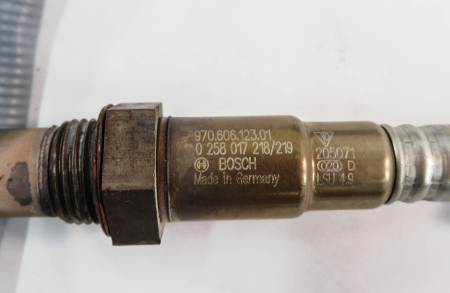 Thumbnail 7: 2012 PORSCHE PANAMERA (970 G1) 3.6L - PRE / POST CAT O2 OYGEN SENSOR SET-4