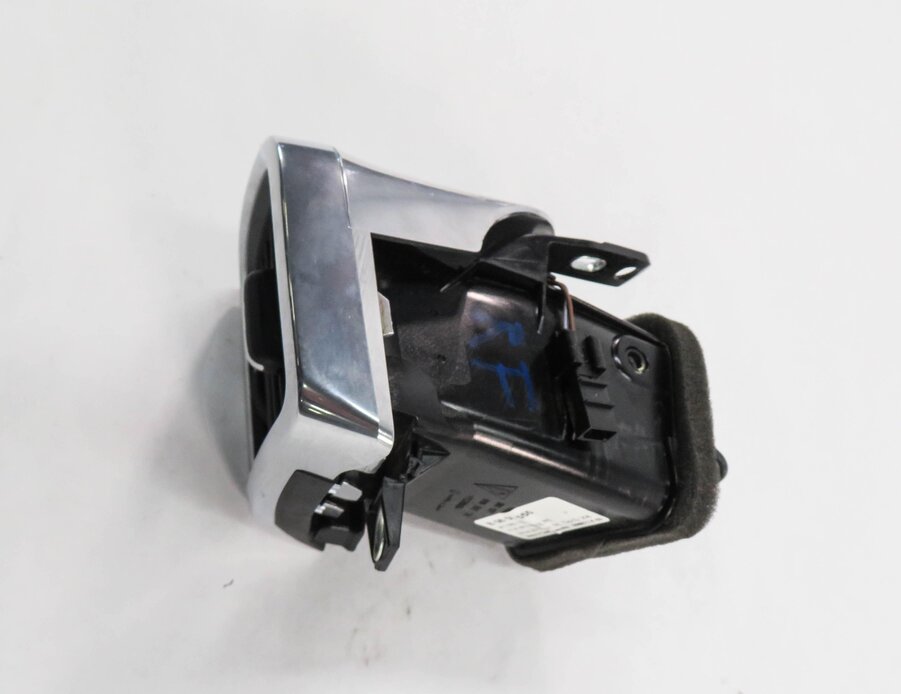 Thumbnail 4: 2012 PORSCHE PANAMERA (970 G1) RIGHT FRONT PASSENGER DASH HEATER A/C AIR VENT