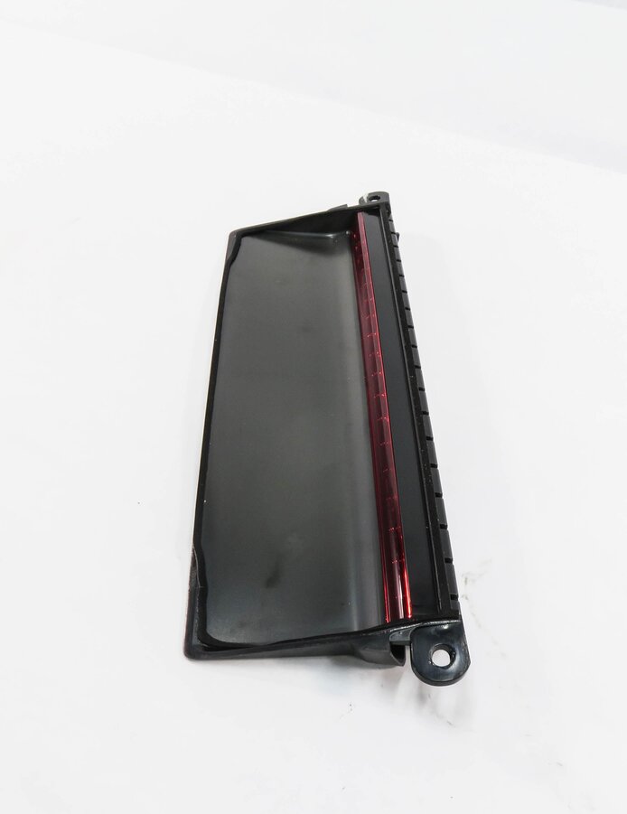 Thumbnail 3: 2012 PORSCHE PANAMERA (970 G1) REAR 3rd THIRD BRAKE LIGHT LAMP