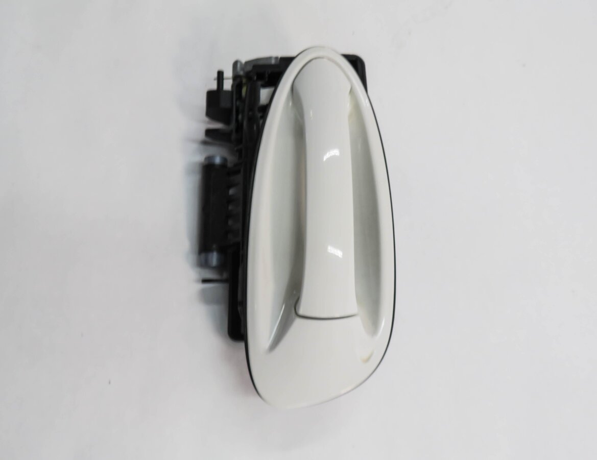 Thumbnail 4: 2010-2016 PORSCHE PANAMERA (970 G1) RIGHT REAR EXTERIOR DOOR HANDLE (WHITE B4)