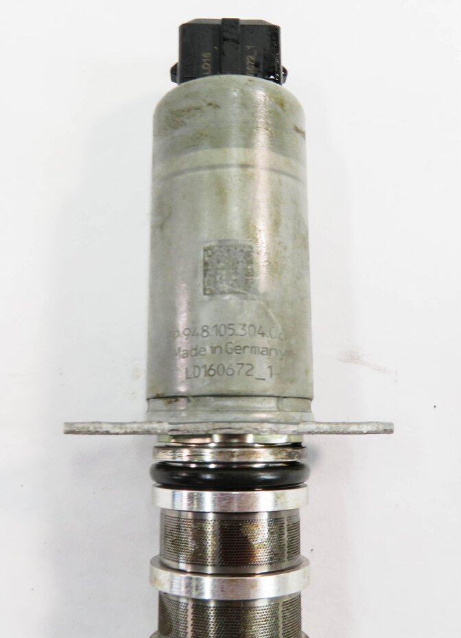 Thumbnail 6: 2012 PORSCHE PANAMERA (970 G1) 3.6L M46 ENGINE - CAMSHAFT VVT TIMING SOLENOID