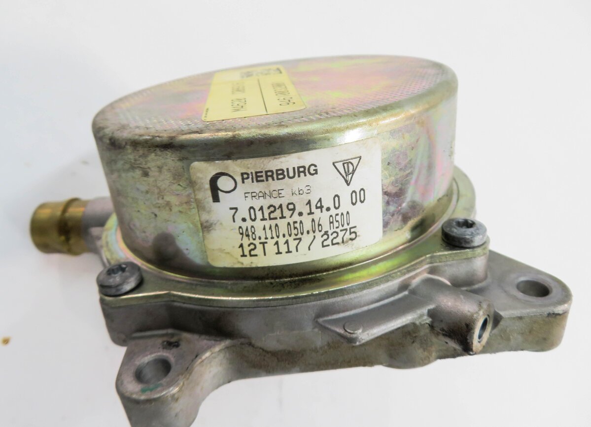 Thumbnail 8: 2012 PORSCHE PANAMERA (970 G1) 3.6L M46 ENGINE - BRAKE VACUUM PUMP