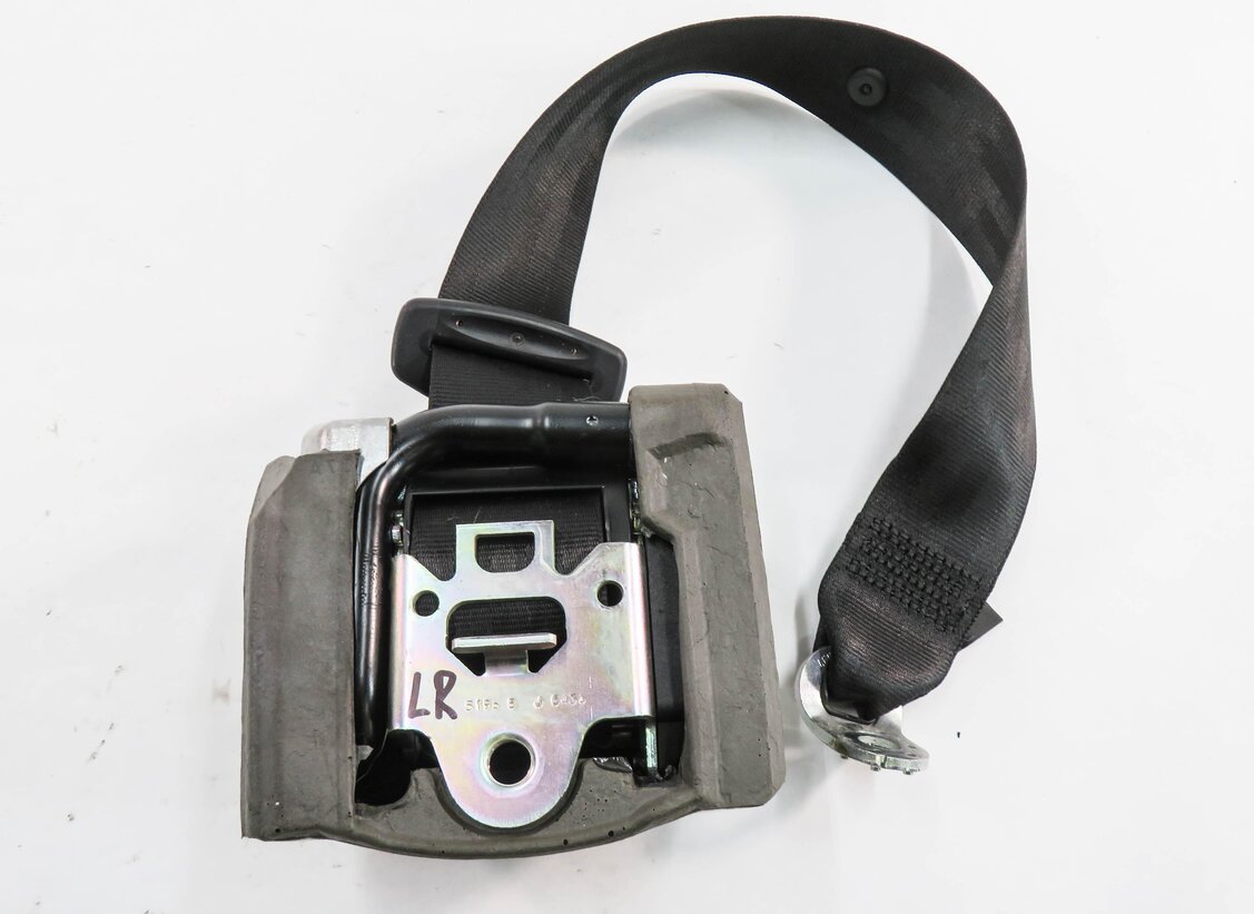Thumbnail 6: 2012 AUDI Q5 (B8 8R) REAR SEAT - LEFT SEATBELT RETRACTOR (BLACK)