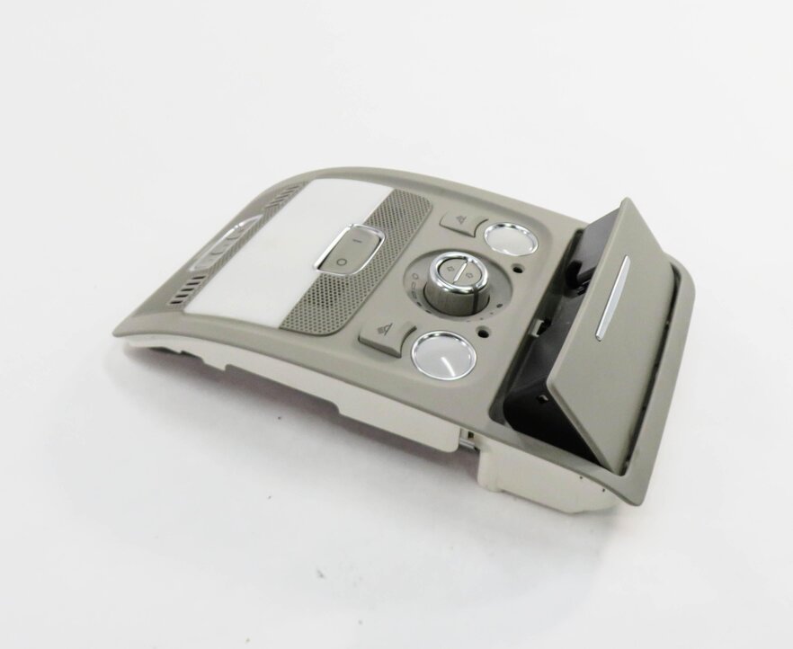 Thumbnail 5: 2012 AUDI Q5 (B8 8R) FRONT DOMELIGHT MAP READING COURTESY LIGHT LAMP (GRAY)