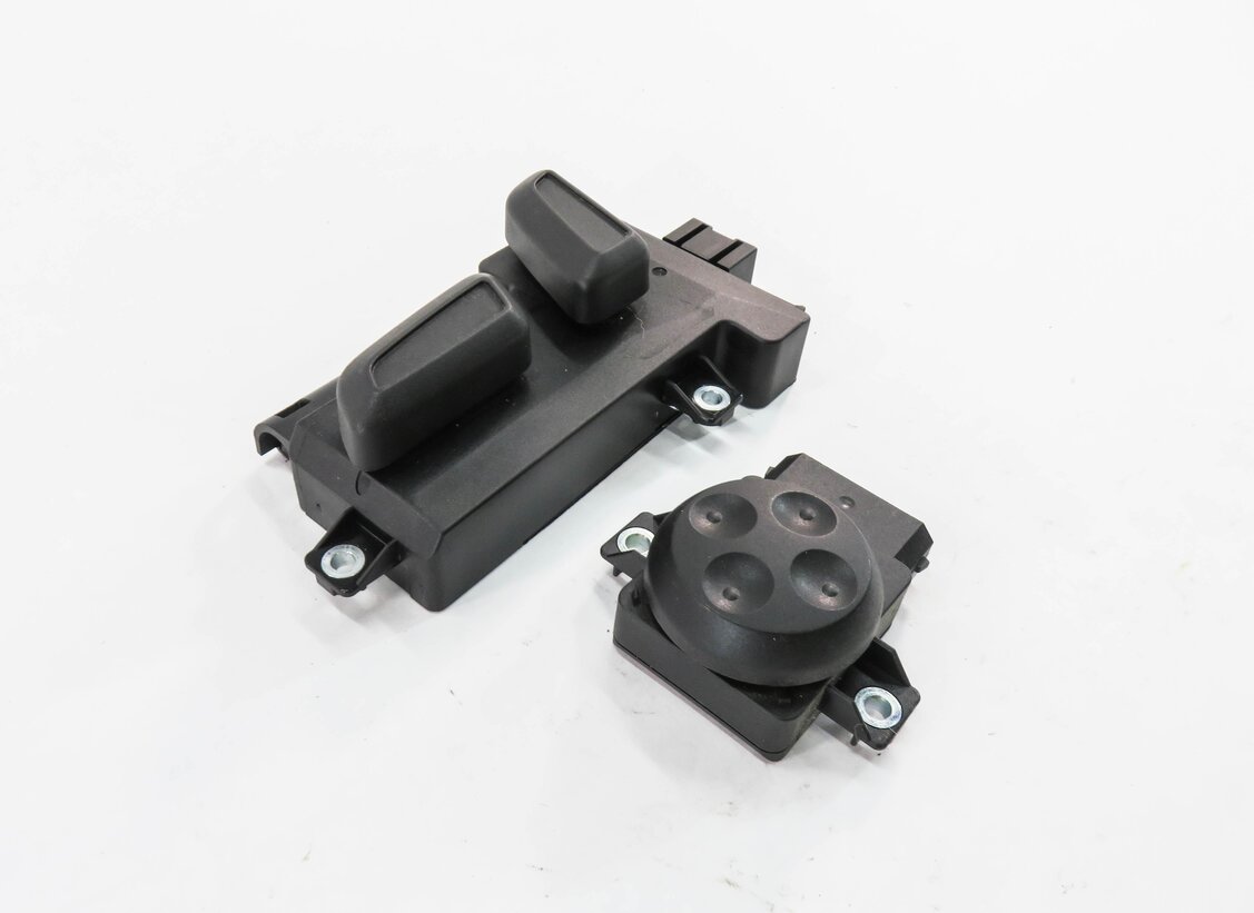 2012 AUDI Q5 (B8 8R) LEFT FRONT DRIVER SEAT ADJUSTMENT SWITCH BUTTON