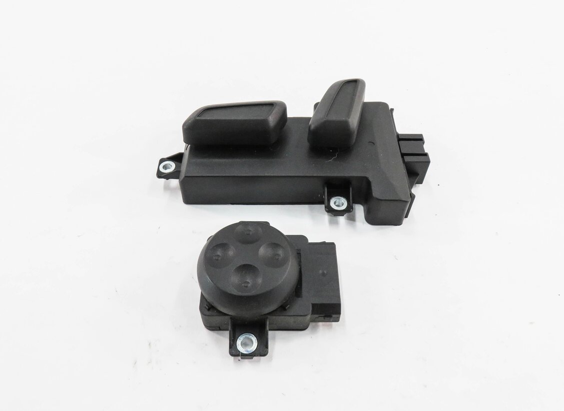Thumbnail 2: 2012 AUDI Q5 (B8 8R) LEFT FRONT DRIVER SEAT ADJUSTMENT SWITCH BUTTON