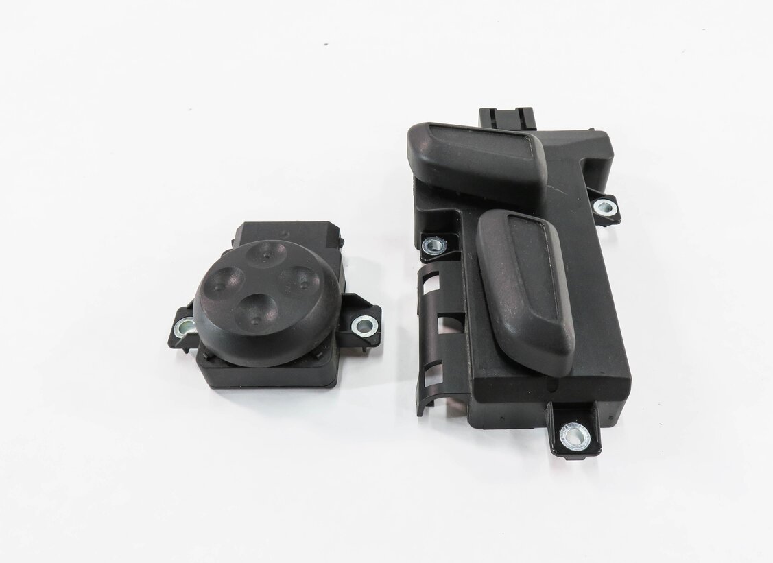 Thumbnail 5: 2012 AUDI Q5 (B8 8R) LEFT FRONT DRIVER SEAT ADJUSTMENT SWITCH BUTTON