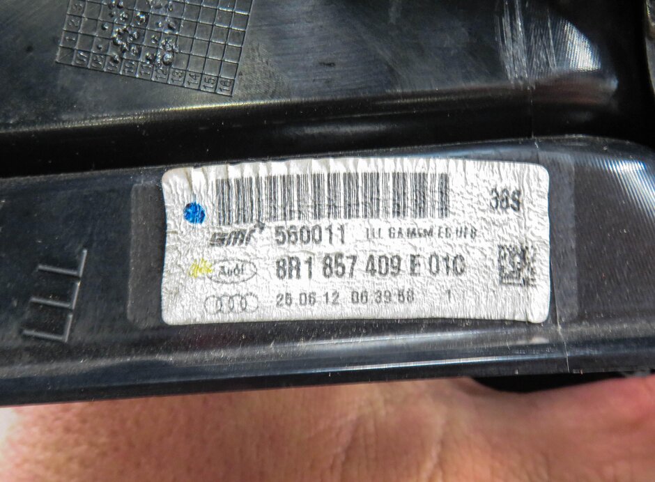 Thumbnail 12: 09-14 AUDI Q5 (8R) LEFT P-FOLD HEAT AUTODIM MEMORY DOOR MIRROR w/ LIGHT (BLACK)
