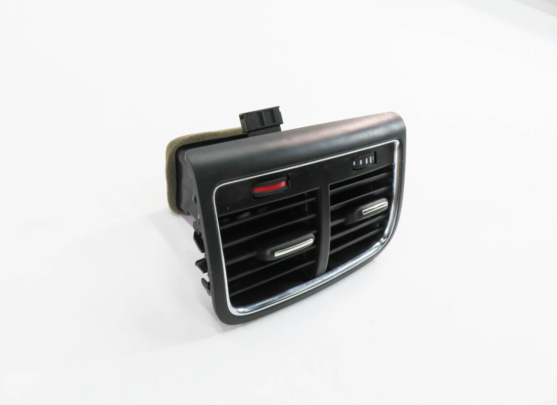 2012 AUDI Q5 (B8 8R) REAR CENTER CONSOLE HEATER A/C AIR VENT