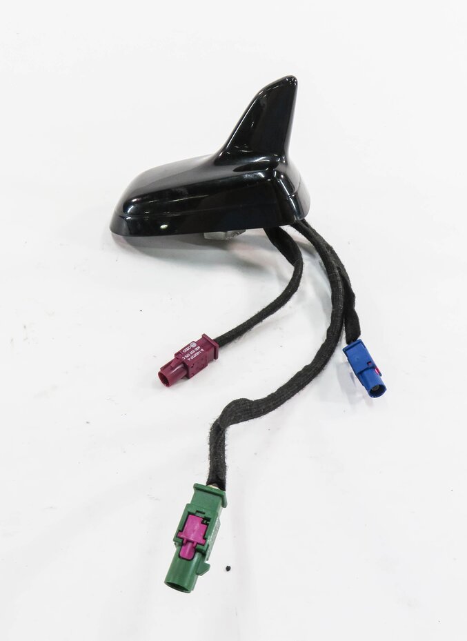 Thumbnail 3: 2009-2012 AUDI Q5 (8R) AM/FM RADIO STEREO SHARK FIN ANTENNA (PHANTOM BLACK L8)