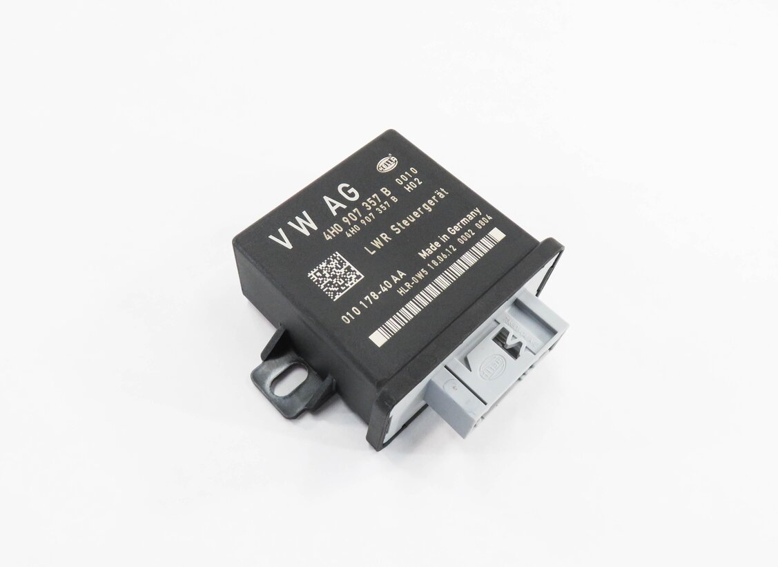 2012 AUDI Q5 (B8 8R) ADAPTIVE HEADLIGHT RANGE CONTROL MODULE