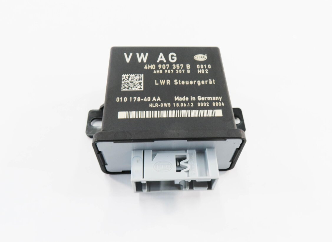Thumbnail 2: 2012 AUDI Q5 (B8 8R) ADAPTIVE HEADLIGHT RANGE CONTROL MODULE