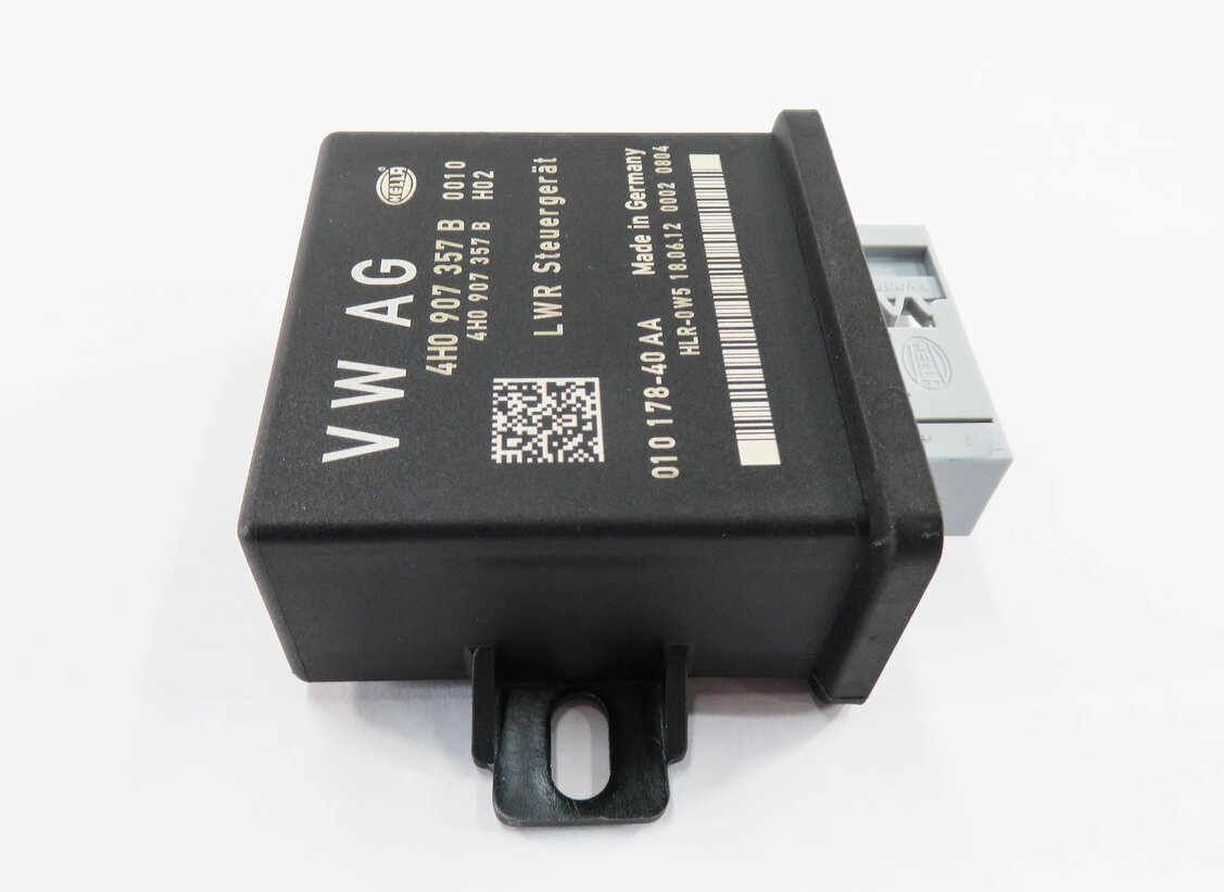 Thumbnail 5: 2012 AUDI Q5 (B8 8R) ADAPTIVE HEADLIGHT RANGE CONTROL MODULE