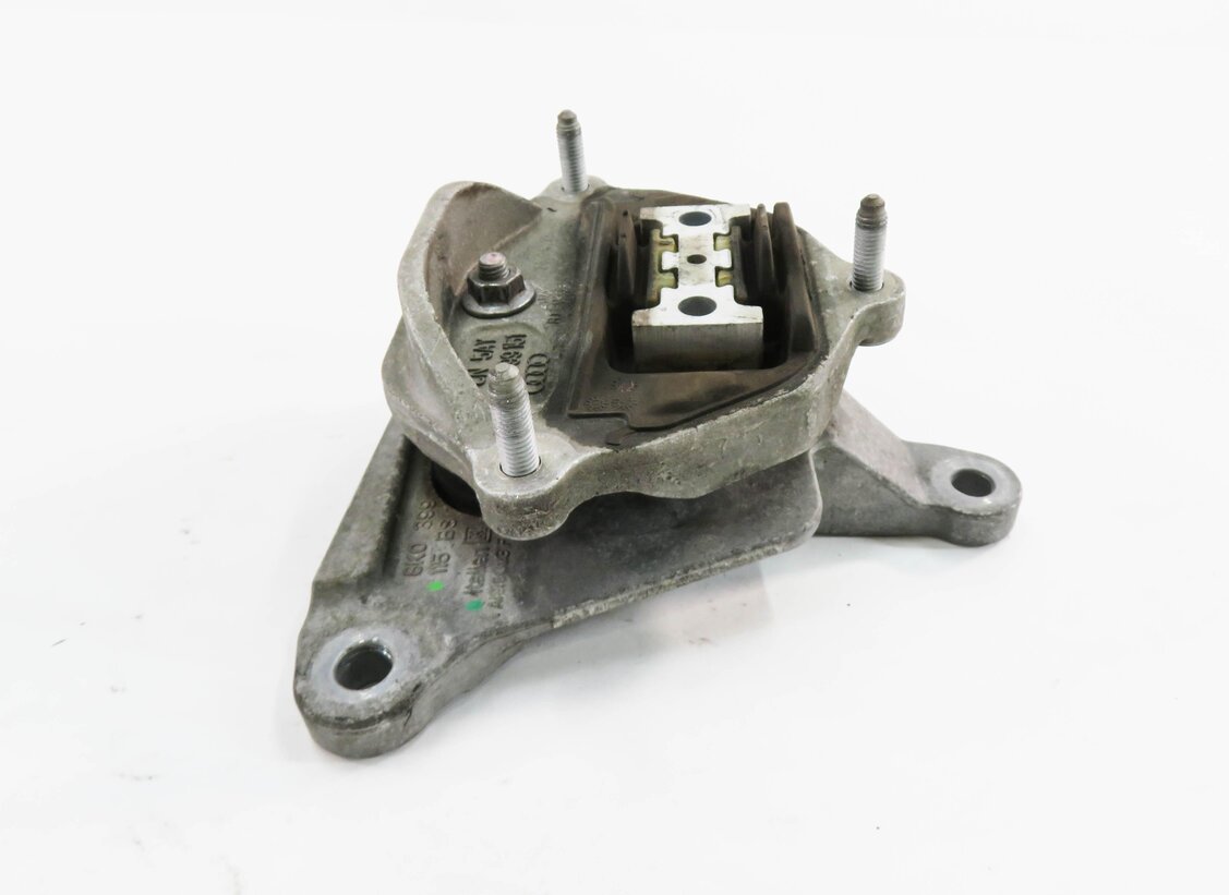 Thumbnail 5: 2012 AUDI Q5 (B8 8R) 3.2L CALB ENGINE - TRANSMISSION MOUNT BRACKET