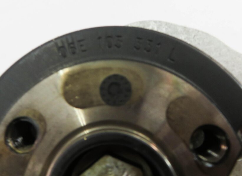 Thumbnail 6: 2012 AUDI Q5 (B8 8R) 3.2L CALB ENGINE - BALANCE SHAFT
