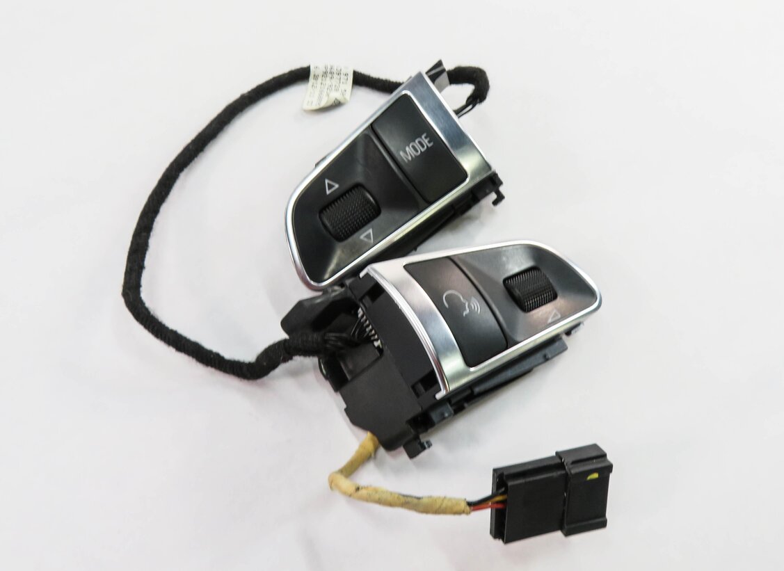 2012 AUDI Q5 (B8 8R) STEERING WHEEL SWITCH BUTTON SET-2