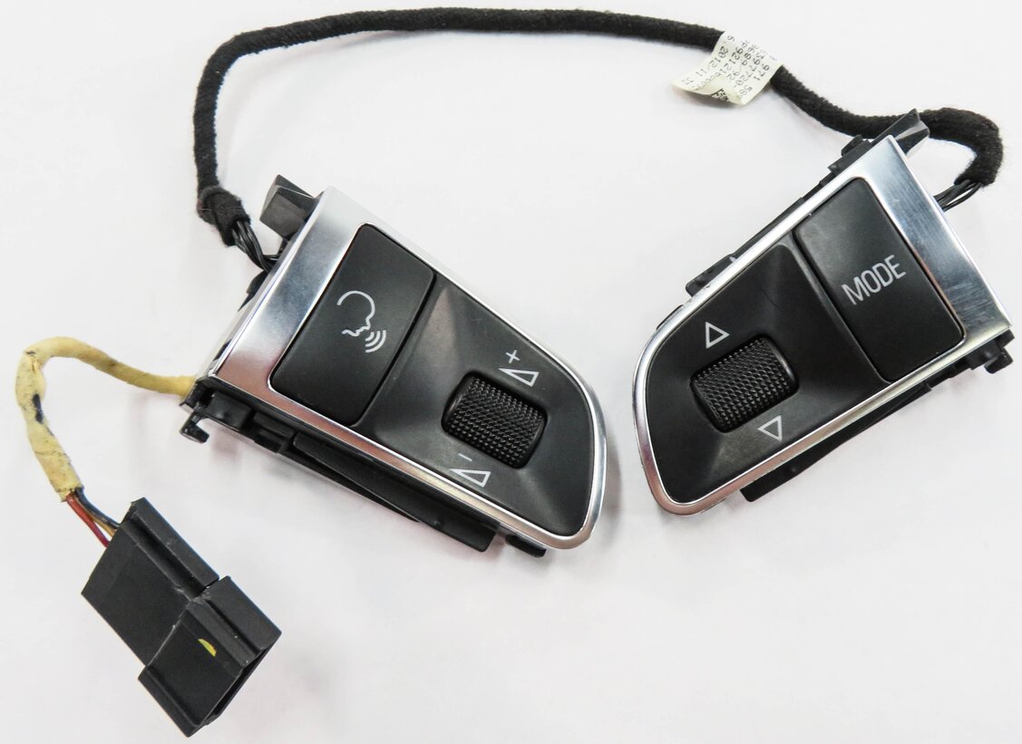 Thumbnail 3: 2012 AUDI Q5 (B8 8R) STEERING WHEEL SWITCH BUTTON SET-2