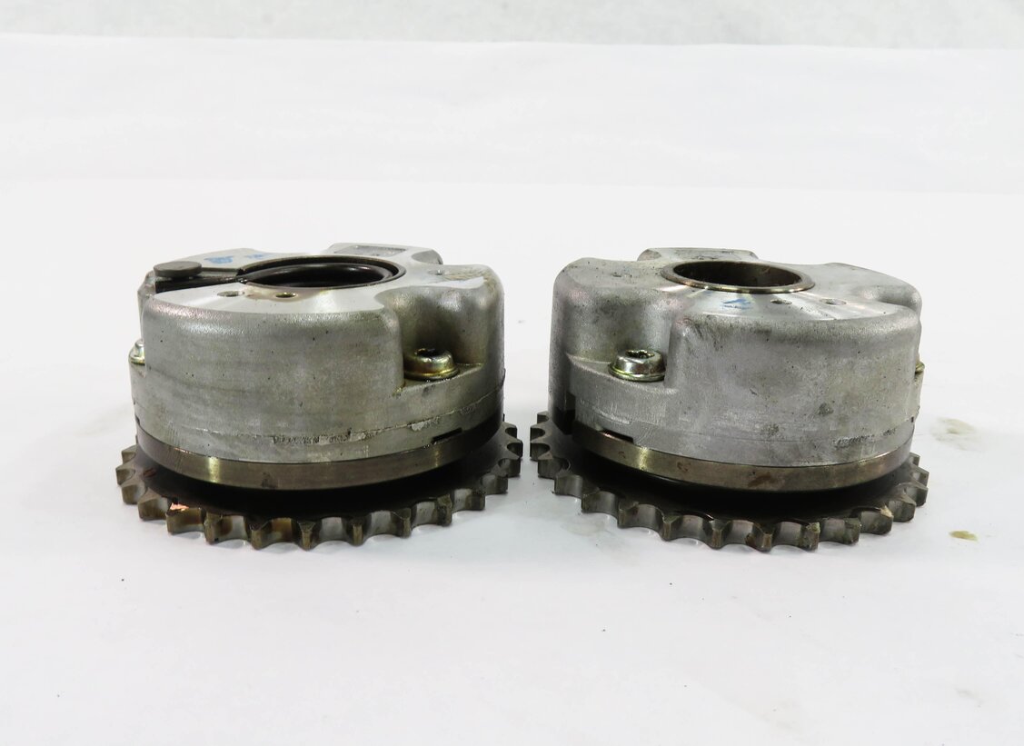 Thumbnail 2: 2012 AUDI Q5 (B8 8R) 3.2L CALB ENGINE - INTAKE & EXHAUST TIMING GEAR SET-2