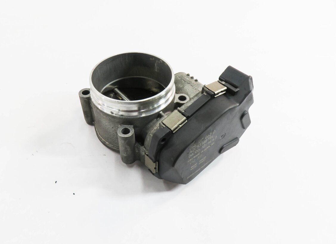 09-17 AUDI A4 A5 S5 S6 S7 S8 Q5 SQ5 (B8 8K 8T 8R C7) 3.0L / 3.2L - THROTTLE BODY