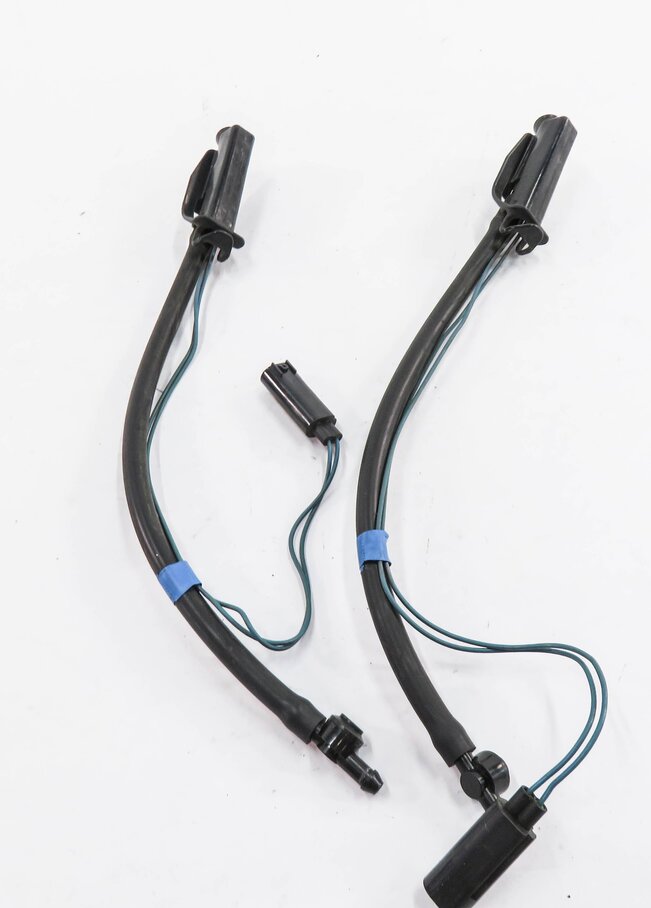 Thumbnail 5: 2015 RANGE ROVER SPORT (L494) FRONT WINDSHIELD WIPER SQUIRTER NOZZLE SET-2