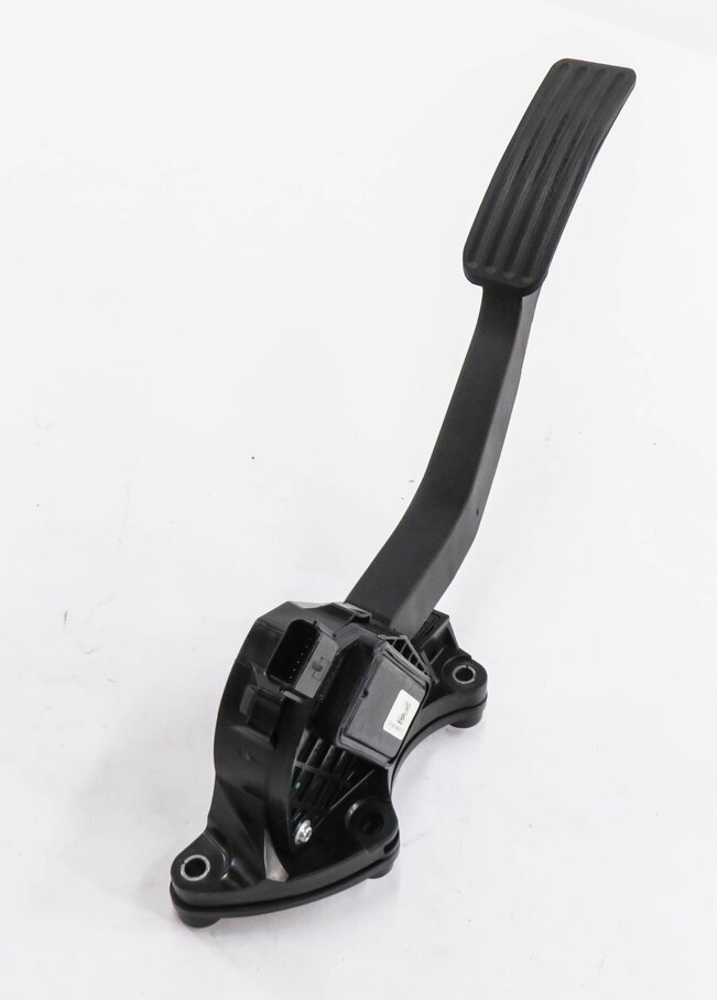 2015 RANGE ROVER SPORT (L494) GAS PEDAL FUEL THROTTLE ACCELERATOR FOOT PEDAL